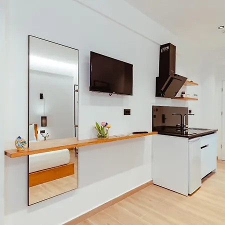 Gloal & Apartment Sarande